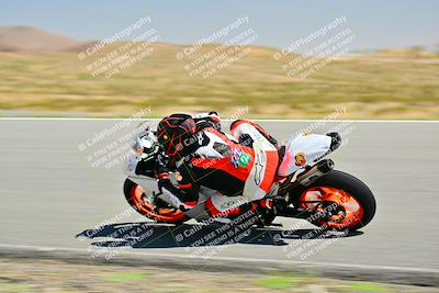 media/Apr-13-2025-TrackXperience (Sun) [[fb1ef998a6]]/Level 2 (Intermediate)/Turn 8 (Session 3)/